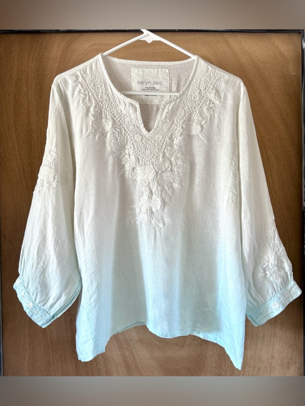 Karyn Seo 100% Linen Embroidered Ombre Top Boho White Turquoise V-Neck Women’s M